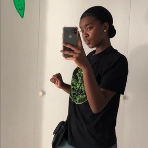 Meet your Posher, Lisa queen